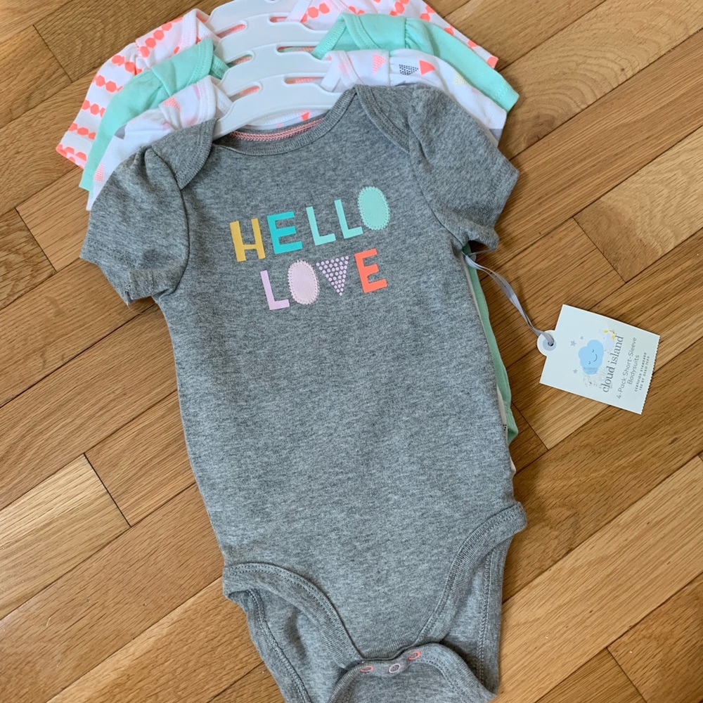 🍁Cloud island NWT bodysuits 3-6 m